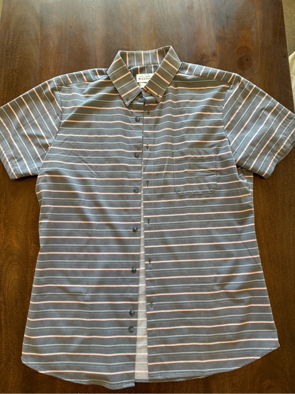 Mizzen+Main Blue and White Striped Short Sleeve Button-Down